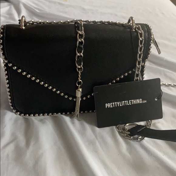 cross body bag pretty little thing